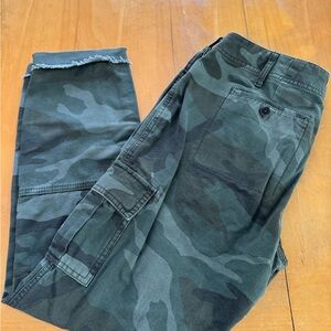 Abercrombie & Fitch Green Camouflage Cargo Pants